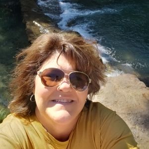 Meet your Posher, Charlotte